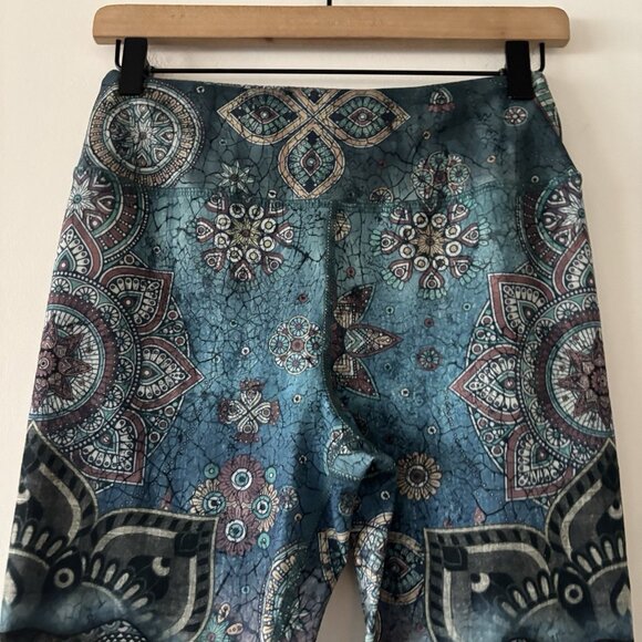 Evolution and Creation Yoga Leggings Size M Boho Hippie Floral Elephant Nature - Picture 6 of 16